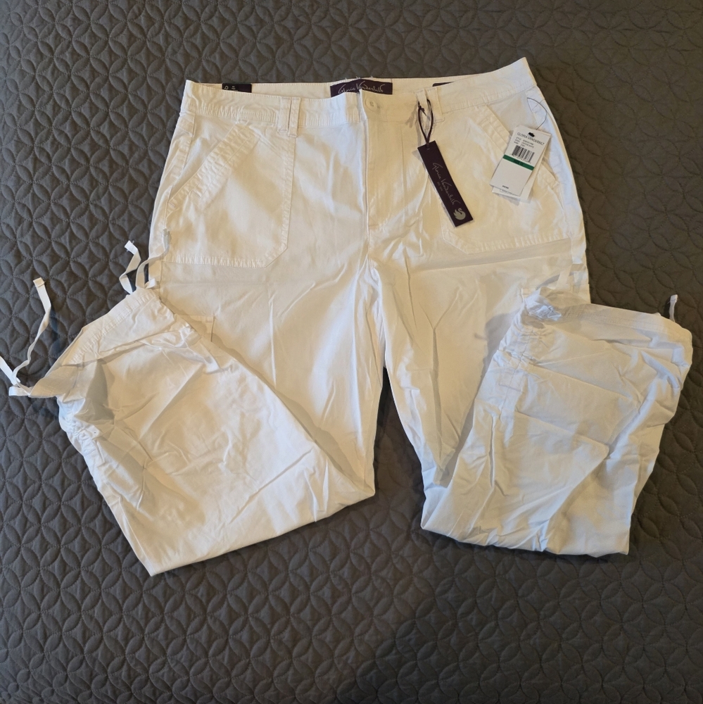 Gloria Vanderbilt White Crop Cargo Pants, 97%Cotton, Women's 12